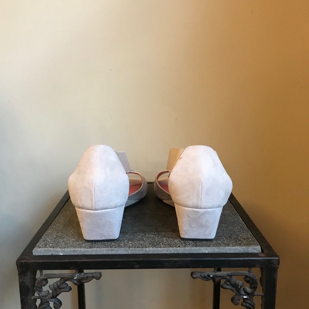 Shoes - Picture 5 of 6